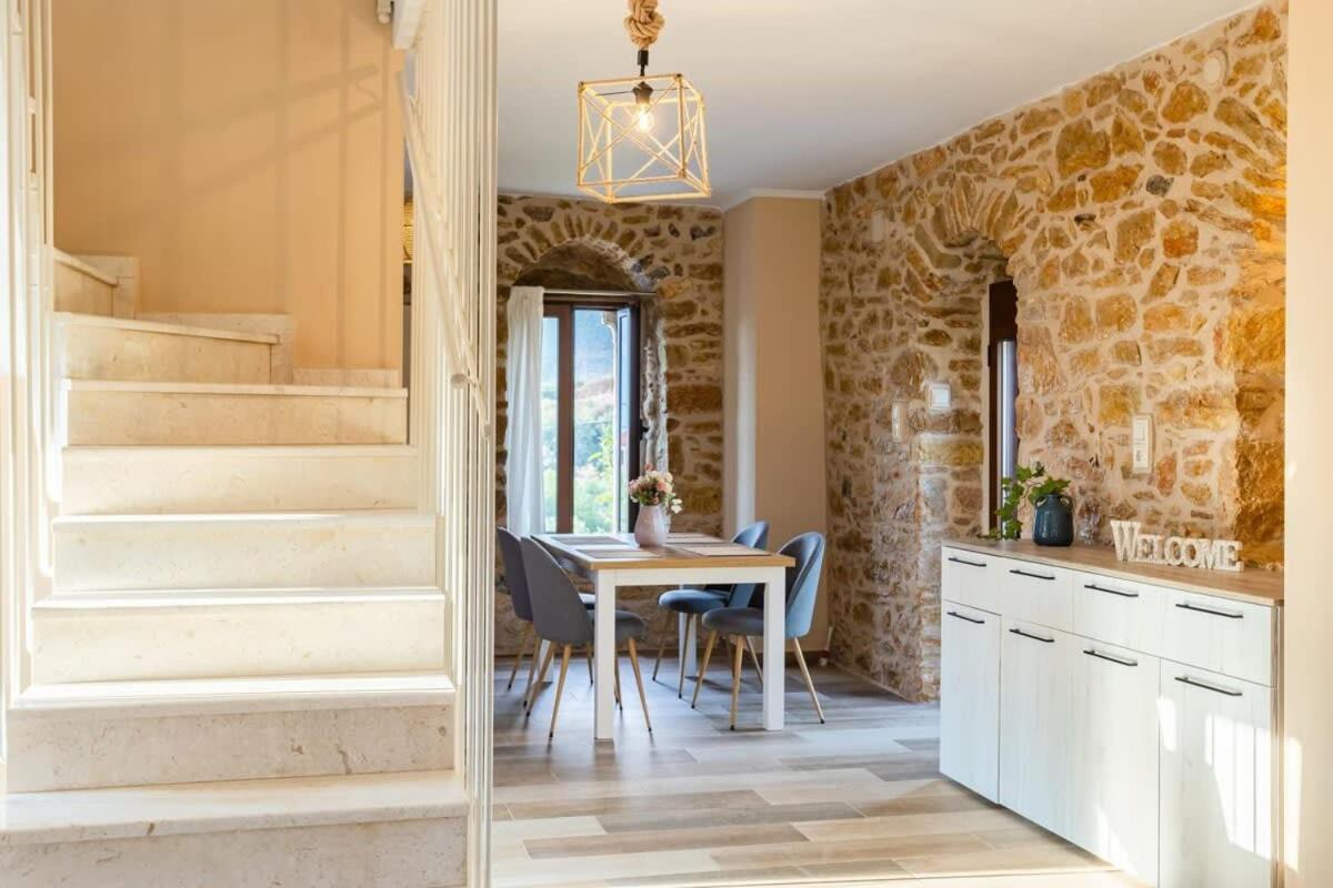Mantineia Stone Villa-An Ethereal Getaway Megali Mantineia Екстер'єр фото